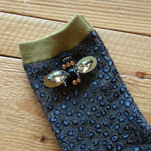 Load image into Gallery viewer, Cheetah luxe socks with bumblebee pin - ivy

