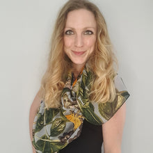 Load image into Gallery viewer, Chilli plant scarf - blue
