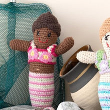 Load image into Gallery viewer, Crochet mermaid tattle - pink
