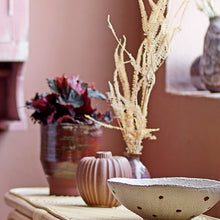 Load image into Gallery viewer, Elme vase - brown
