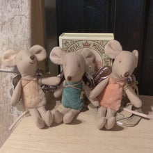 Load image into Gallery viewer, Fairy mouse
