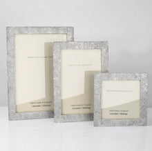 Load image into Gallery viewer, Foxworthy photo frames
