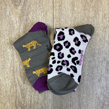 Load image into Gallery viewer, Zuri animal socks in a bag
