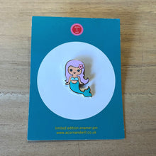 Load image into Gallery viewer, Mermaid enamel pin
