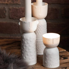 Load image into Gallery viewer, Porcelain candle holder - Luna
