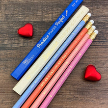Load image into Gallery viewer, Mother knows best pencil set
