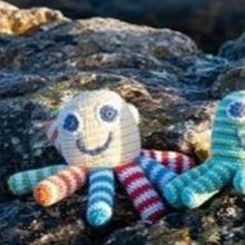 Load image into Gallery viewer, Crochet octopus rattle - yellow
