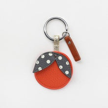 Load image into Gallery viewer, Orange keyring

