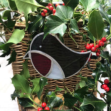 Load image into Gallery viewer, Handmade glass robin - medium

