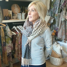 Load image into Gallery viewer, Ombre chevron scarf - pink/grey
