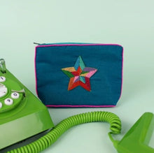 Load image into Gallery viewer, Velvet beaded coin purses
