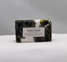 Load image into Gallery viewer, Sweet hydrangea &amp; green tea soap
