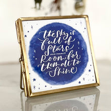 Load image into Gallery viewer, Mini pictures in brass frames
