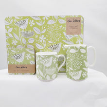 Load image into Gallery viewer, Hedgerow placemat
