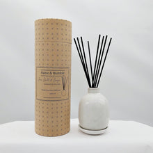 Load image into Gallery viewer, Scented diffuser - sea salt &amp; sage (with saucer)
