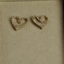 Load image into Gallery viewer, Boho heart earrings
