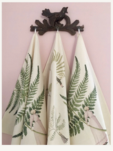Load image into Gallery viewer, Tea towel - single fern
