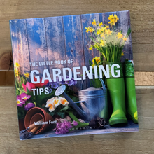 Load image into Gallery viewer, Little book of gardening tips
