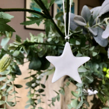 Load image into Gallery viewer, Xmas dec - porcelain star
